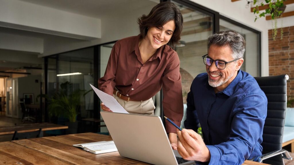 7 Revenue-Based Financing Companies (How to Choose)